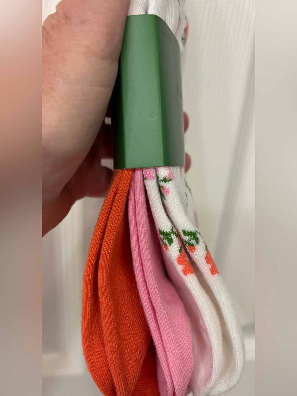Kate spade floral low cut socks 3 pack NWT - Picture 3 of 3